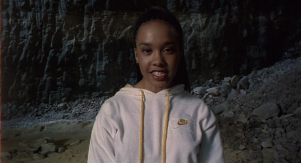 Aisha Campbell / Ranger Jaune