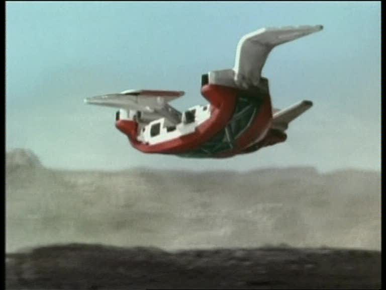 Basé sur le DinoZord Ptérodactyle